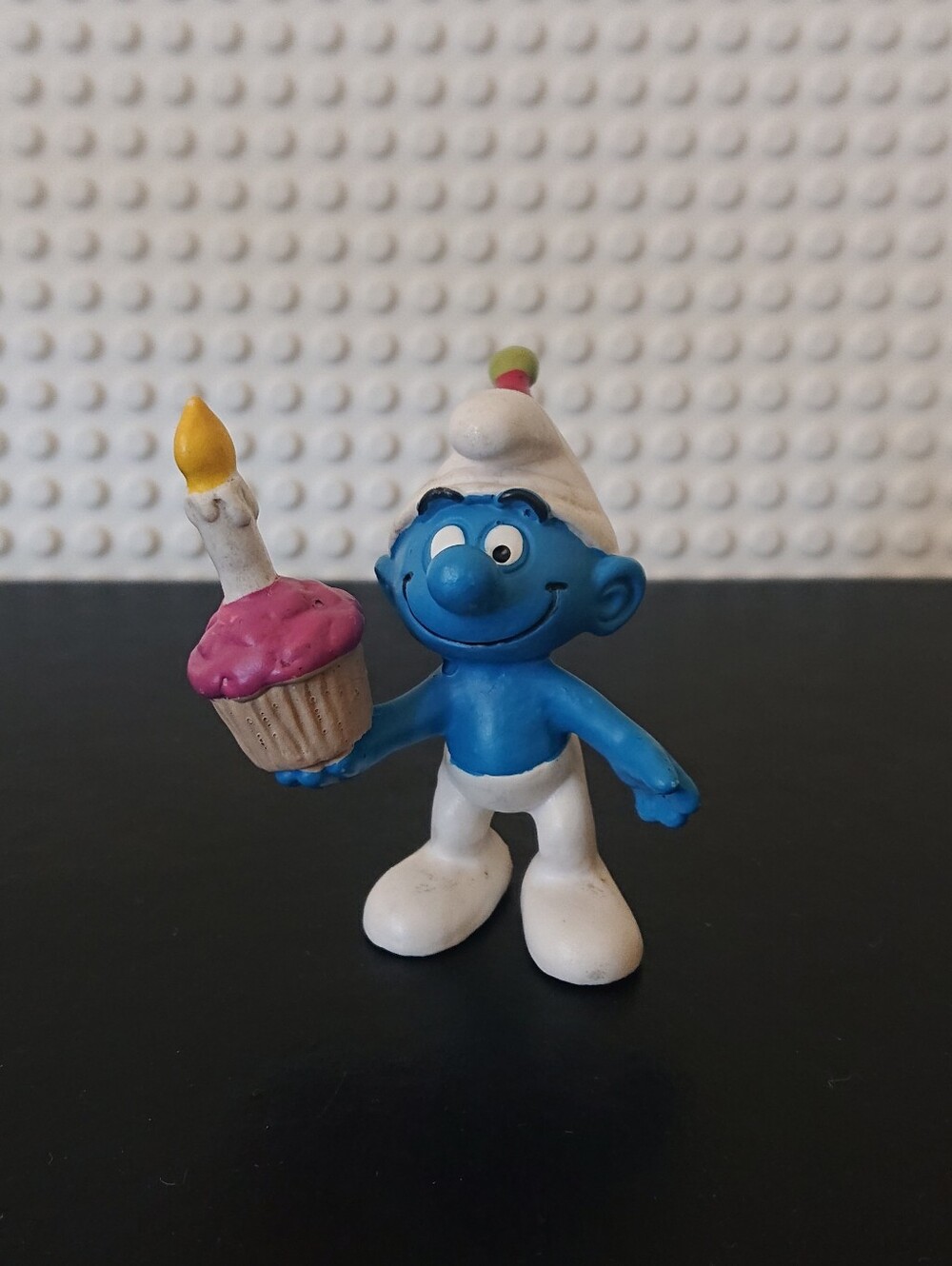 2012 Peyo Schleich - Birthday Cupcake Smurf 2" Figure - Germany   GENERAL  This